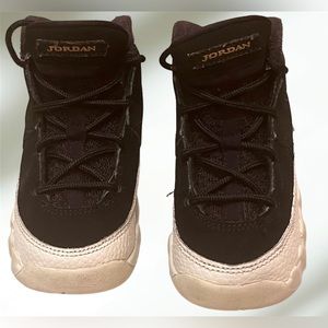 Nike Air Jordan 9 Retro City of Flight- Size 8C